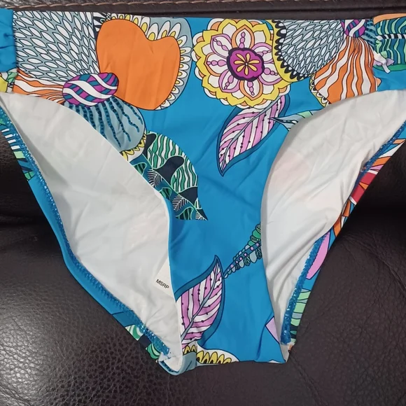 NWT TRINA TURK Tahiti Tropical Halter Tankini Swim Top  & Matching Bottom - Picture 3 of 7